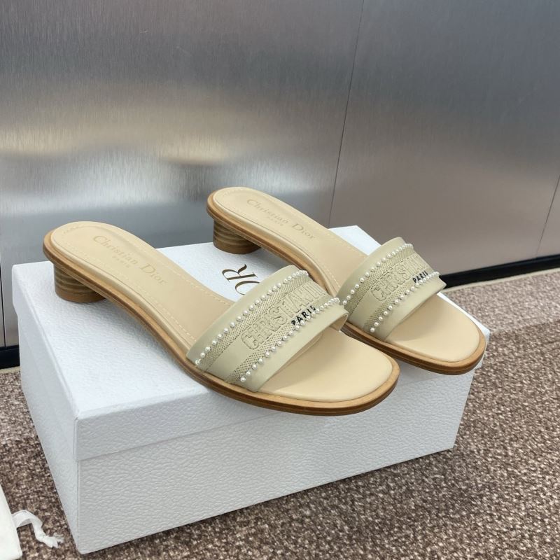 ch**an D*or slippers